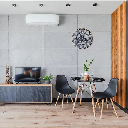 Superapart Przerwana 13 Ministudio